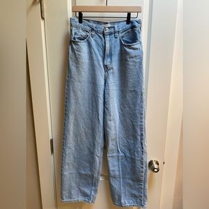 Levi’s Premium / 27 / High Loose Jeans